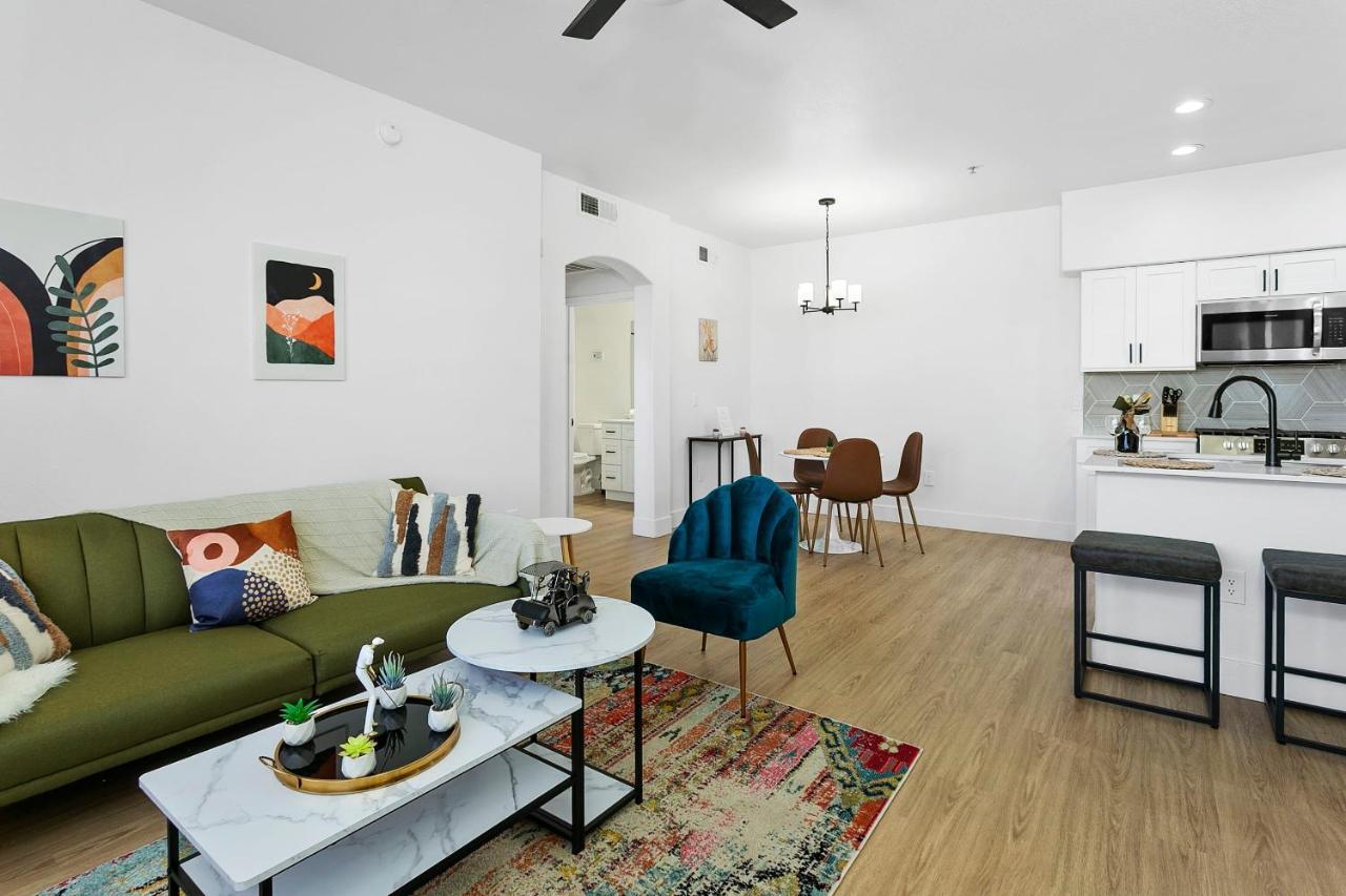 Cozysuites Glendale By The Stadium With Pool 01 Eksteriør billede