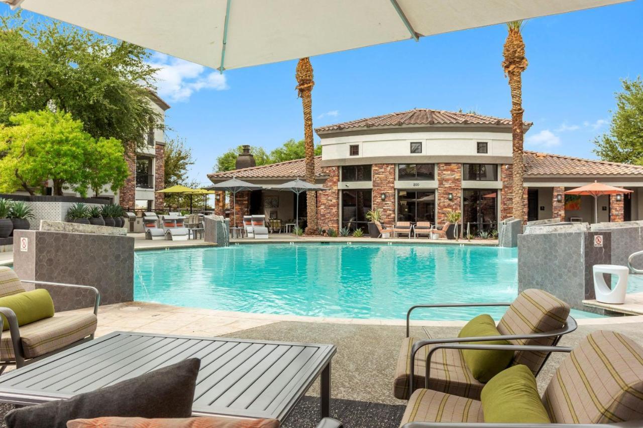 Cozysuites Glendale By The Stadium With Pool 01 Eksteriør billede